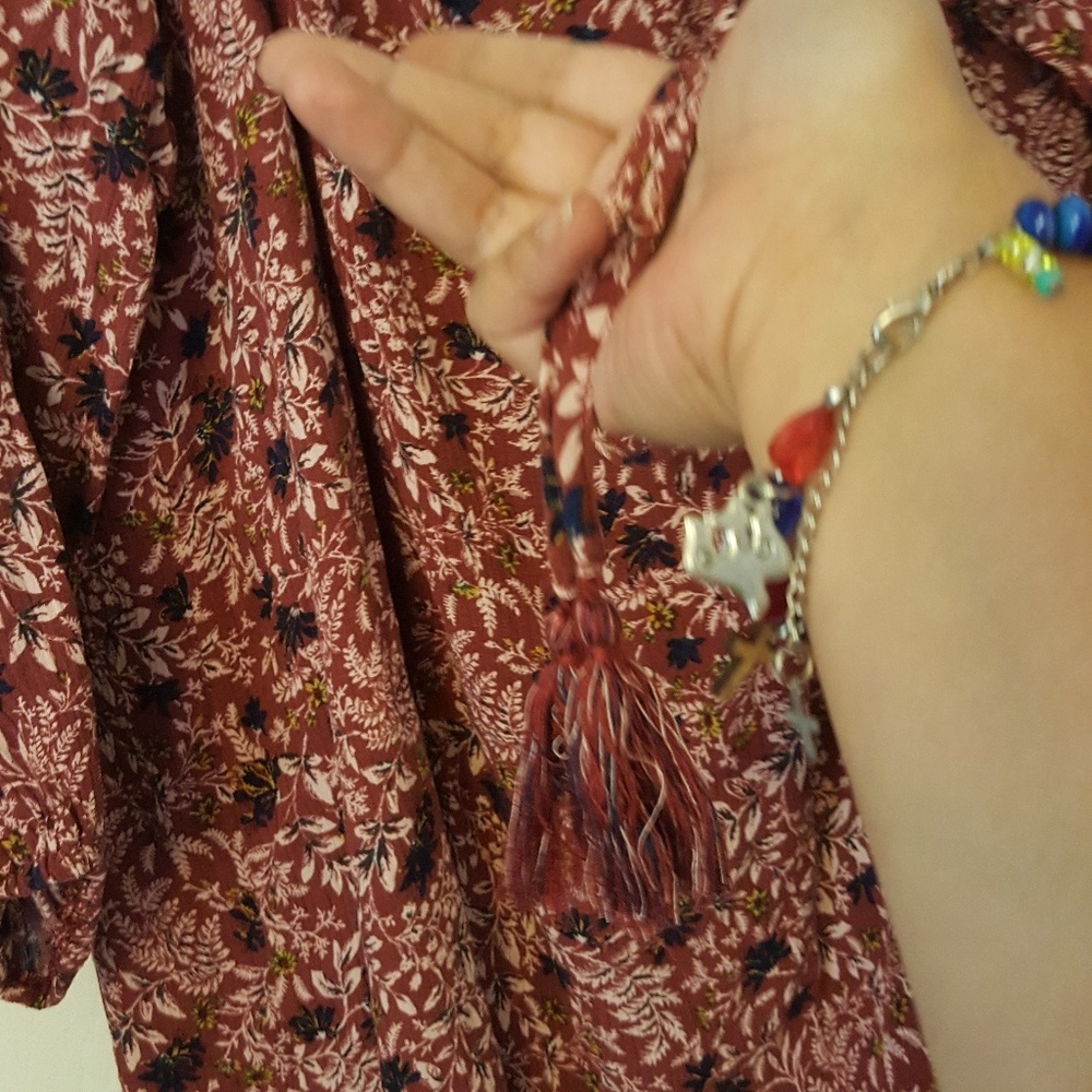 Pretty blouse - Picture 2 of 6
